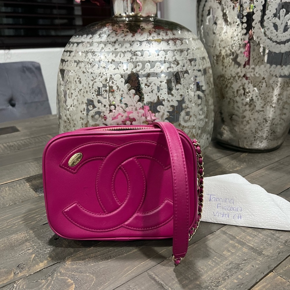 CHANEL MANIA CHARM CAMERA BAG